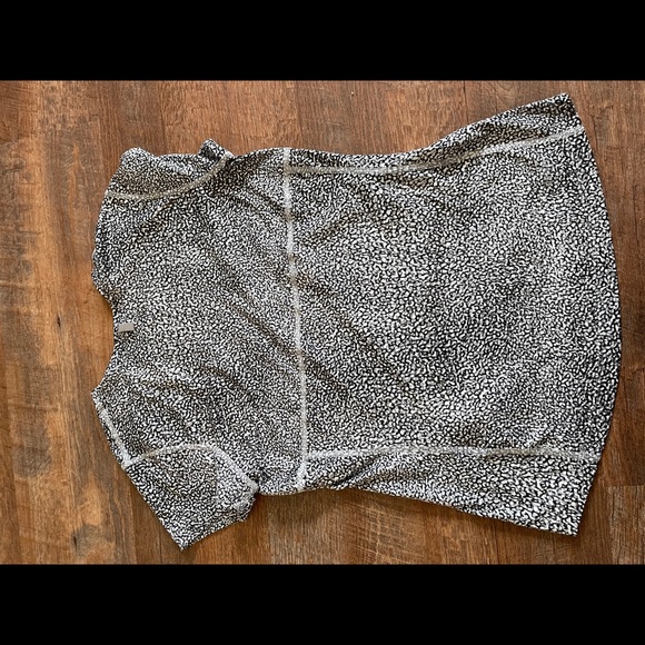 Dri-fit - Picture 3 of 3